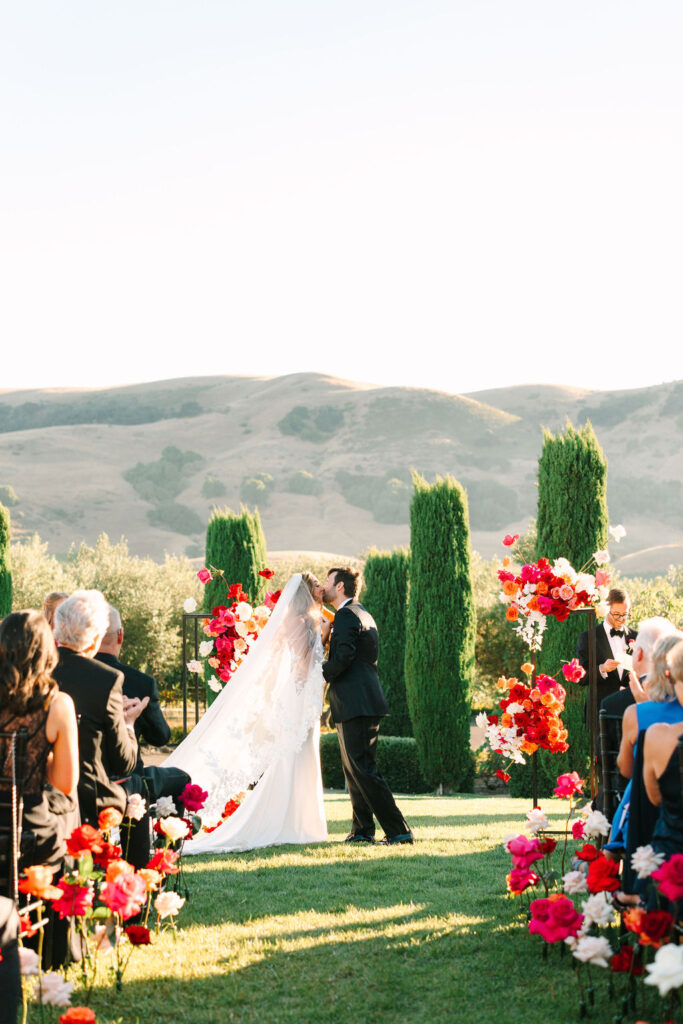 An outdoor California wedding ceremony