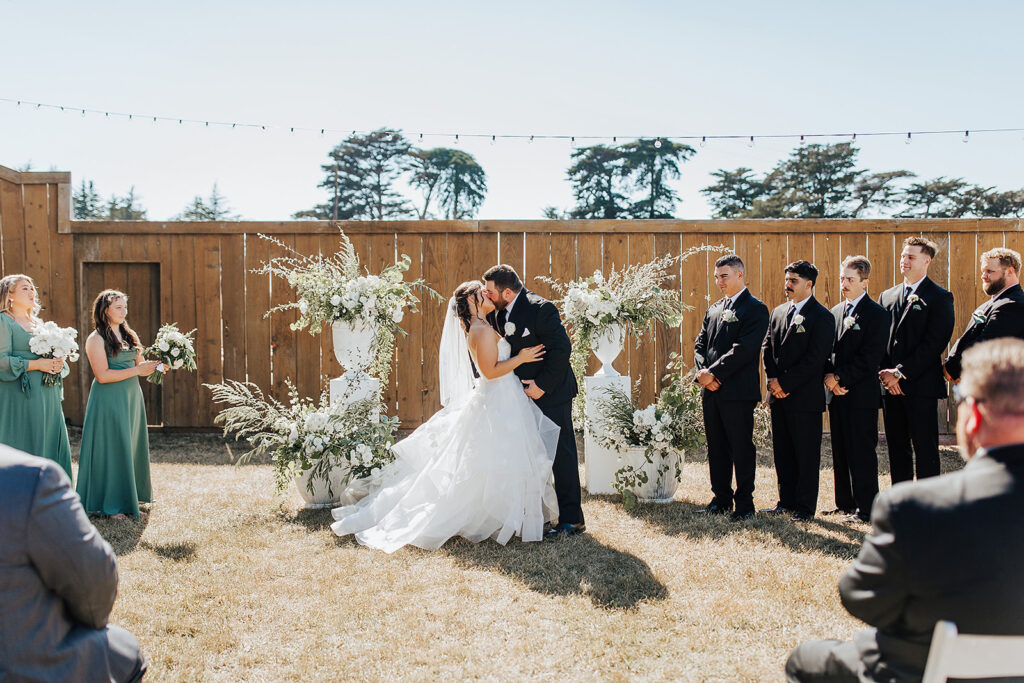 An outdoor Spring Hill Estate California wedding ceremony